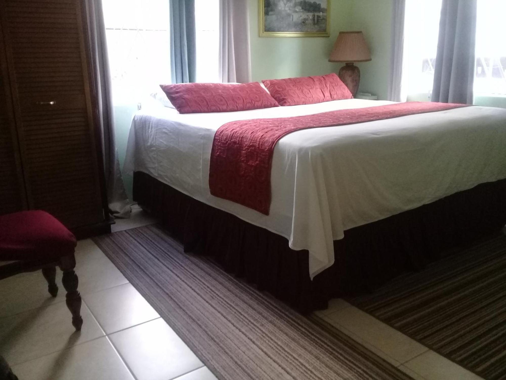 Royal Escape - 1 Hotel Anse La Raye Room photo