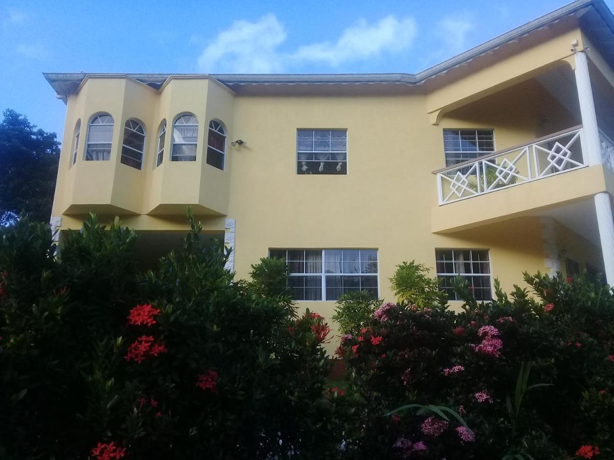 Royal Escape - 1 Hotel Anse La Raye Exterior photo